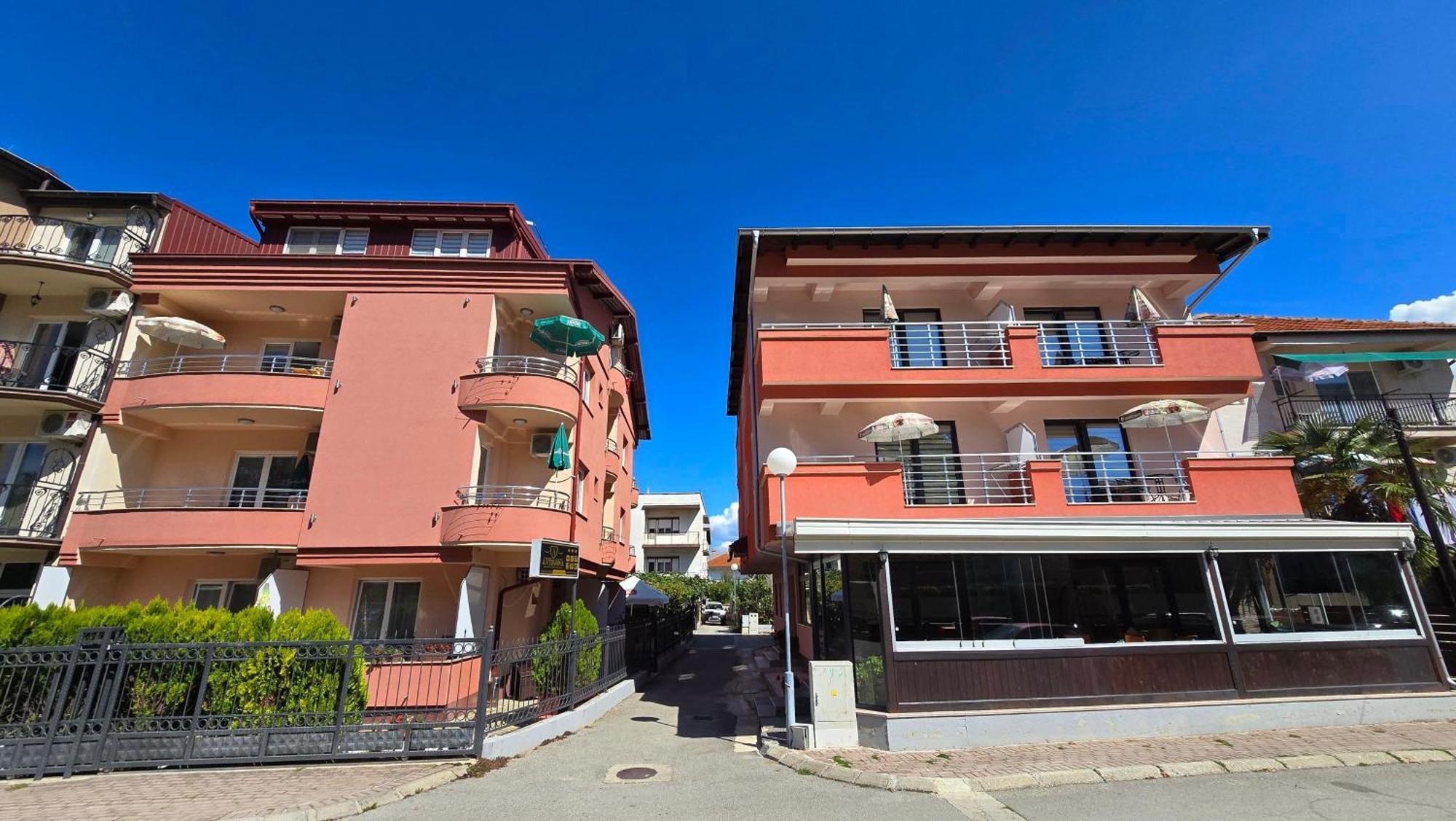 Villa & Apartments Antigona Ohrid Exterior photo