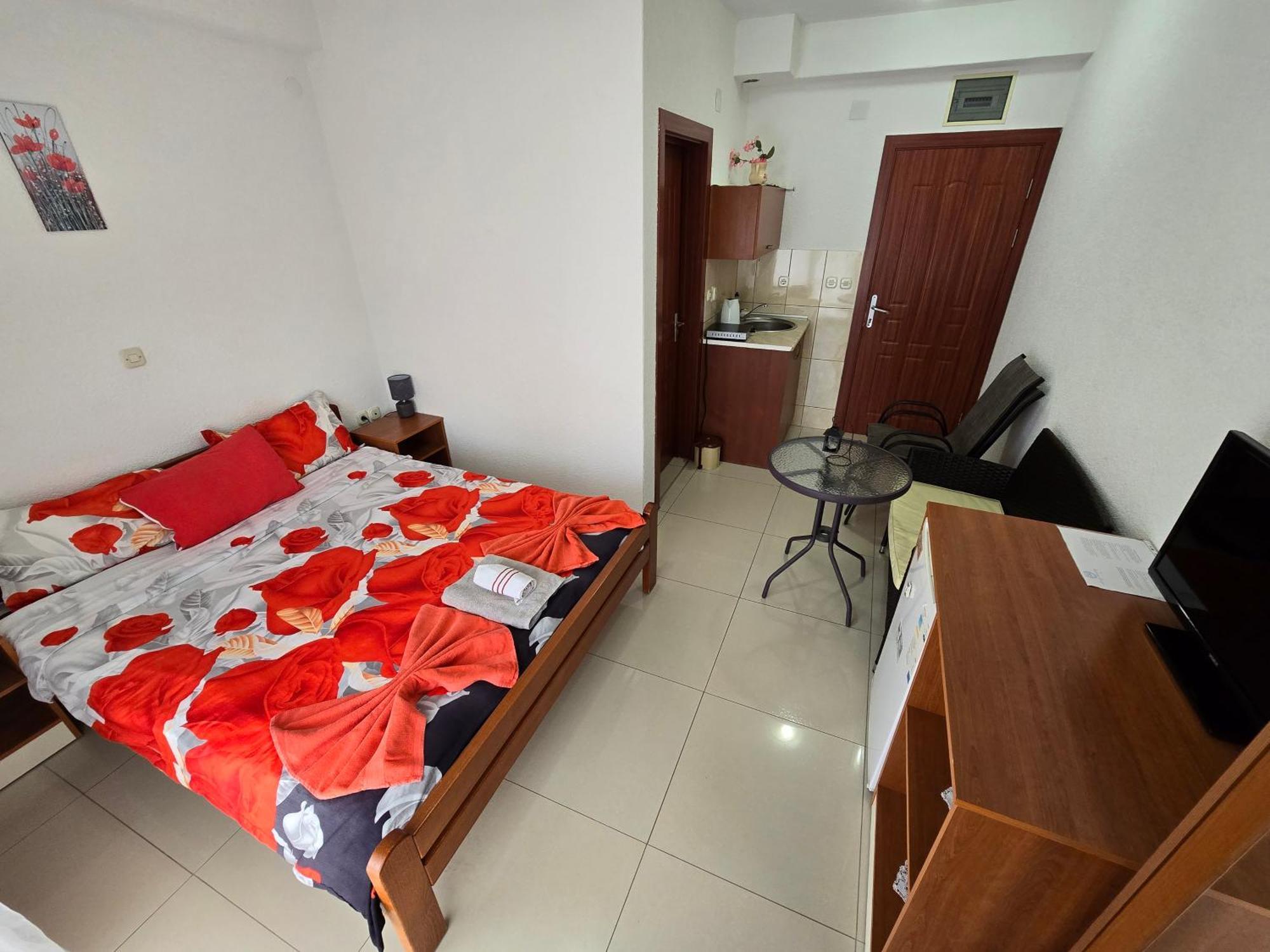 Villa & Apartments Antigona Ohrid Exterior photo