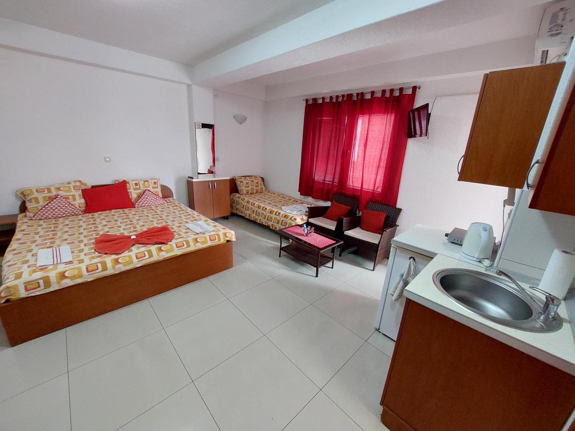 Villa & Apartments Antigona Ohrid Exterior photo